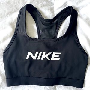 NWOT Nike Dri-Fit Sports Bra Size Small